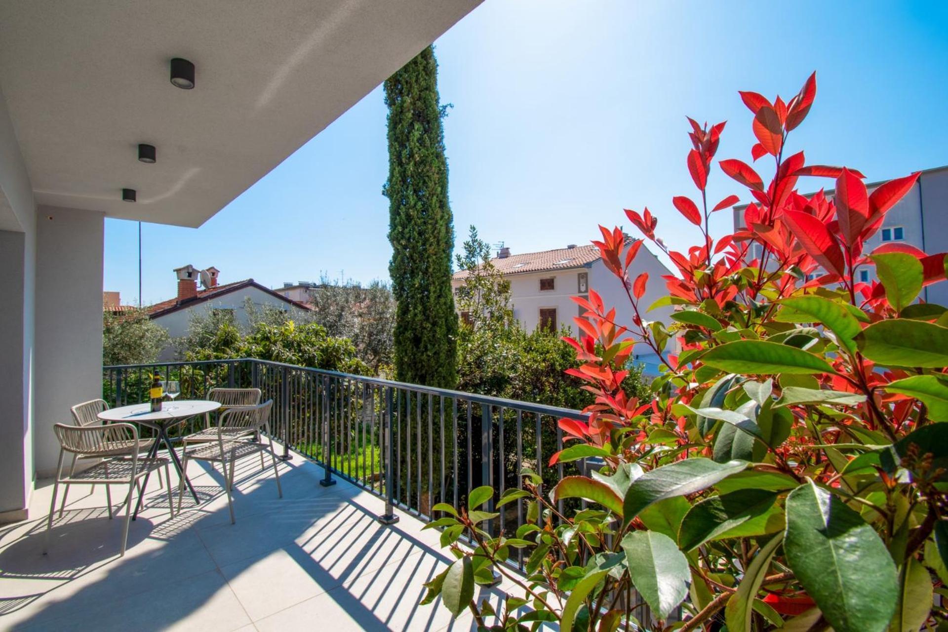 City Life With Free Parking Pula Exterior photo