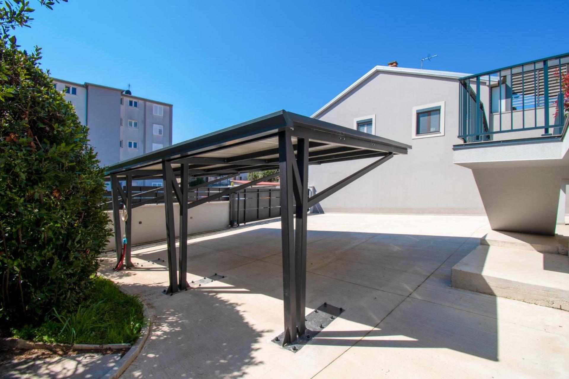 City Life With Free Parking Pula Exterior photo